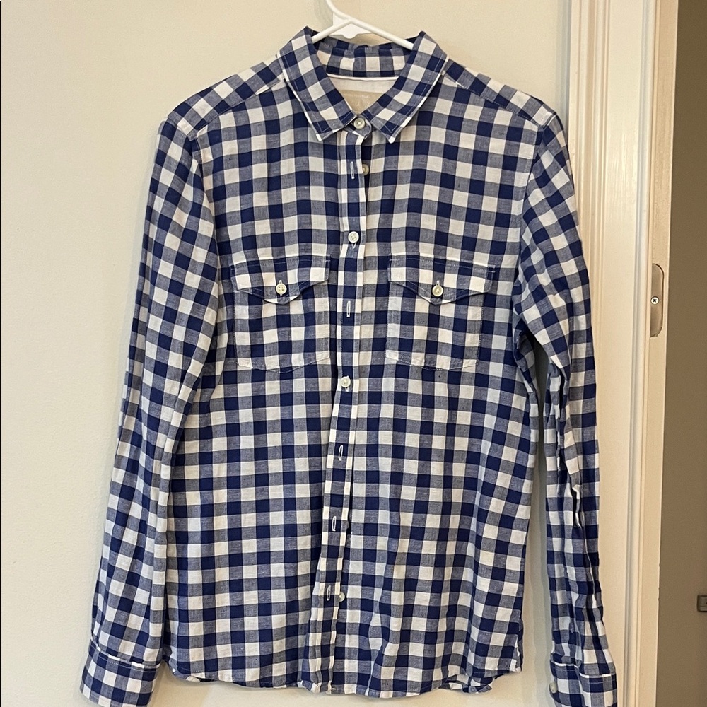 Banana Republic Navy and White Plaid Men's Shirt
